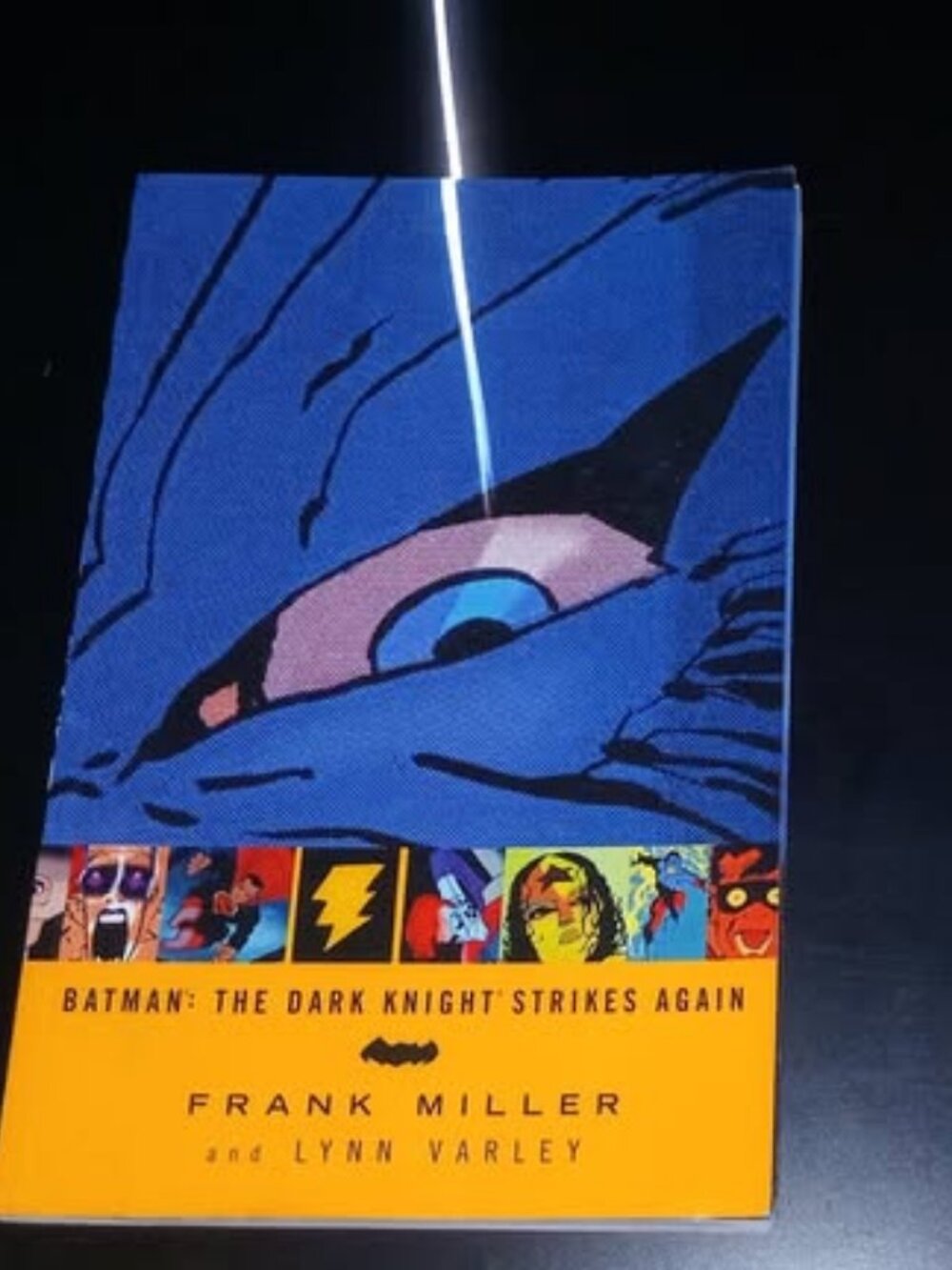 The Dark Knight Strikes Again, The Dark Knight III:  Graphic novels